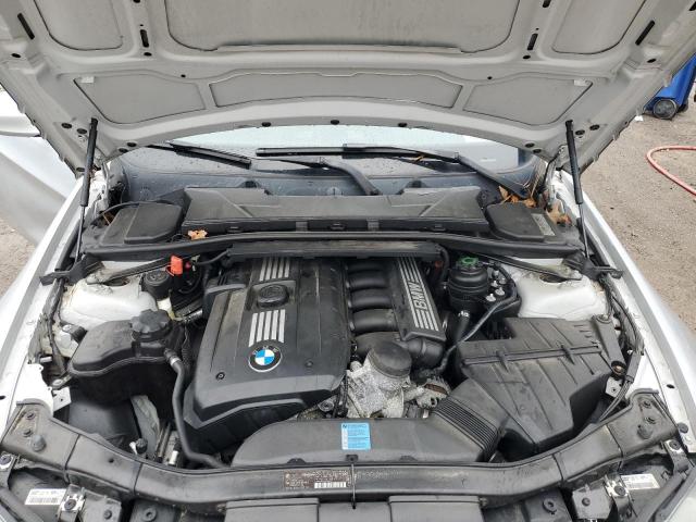 Photo 11 from auction – 2011 BMW 328 XI with VIN WBAPK7C56BA816424