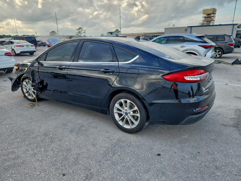Photo 2 from auction – 2019 FORD FUSION SE with VIN 3FA6P0HDXKR102167