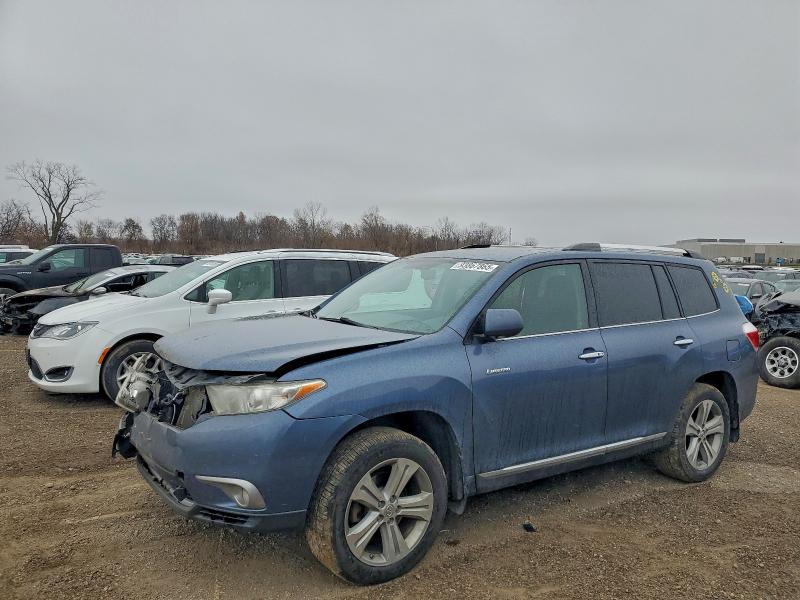 TOYOTA HIGHLANDER 2013 with VIN 5TDDK3EH7DS194573 - Photo from auction