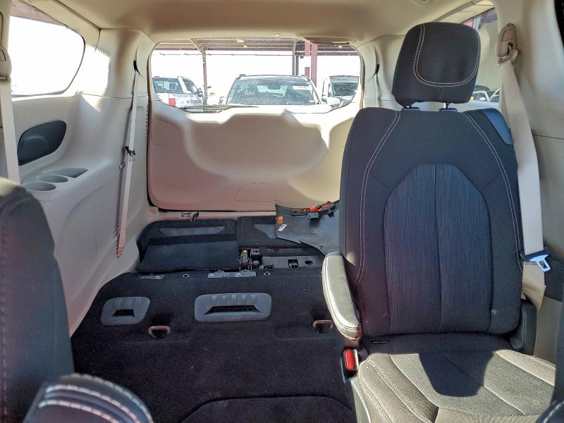 Photo 10 from auction – 2021 CHRYSLER VOYAGER LX with VIN 2C4RC1CG4MR571127