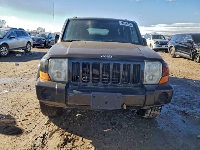Photo 5 from auction – 2006 JEEP COMMANDER with VIN 1J8HG48K36C356941