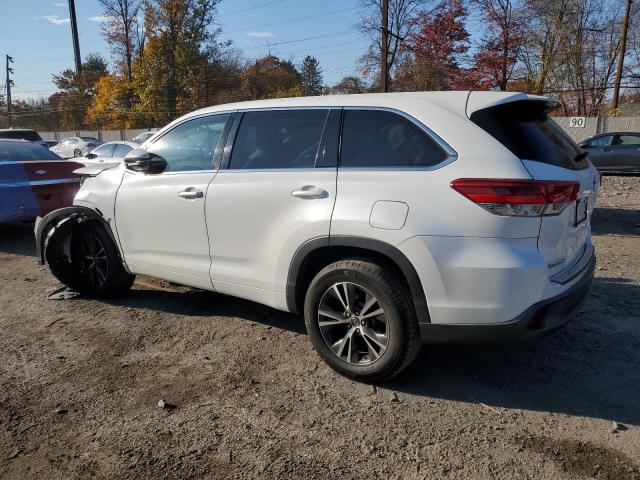 Photo 2 from auction – 2018 TOYOTA HIGHLANDER with VIN 5TDZARFHXJS037240