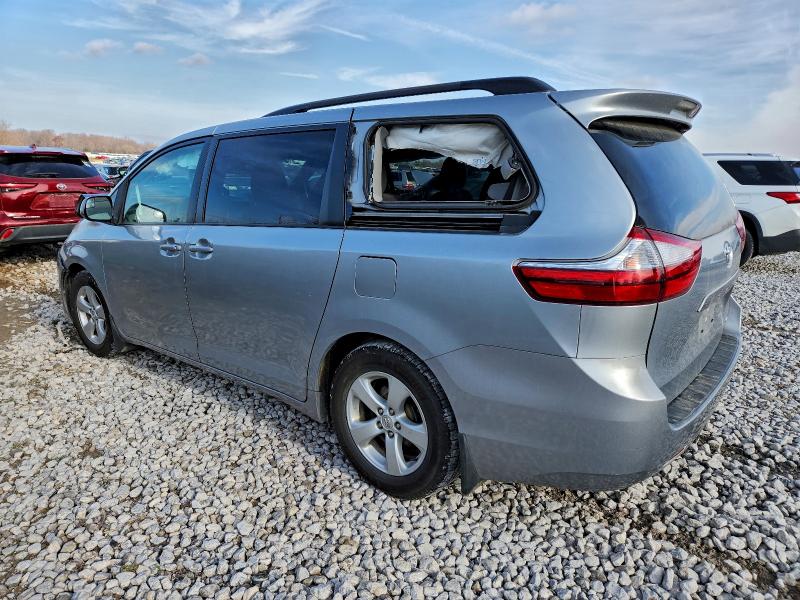 Photo 2 from auction – 2015 TOYOTA SIENNA LE with VIN 5TDKK3DC6FS533422