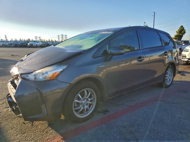 Photo 1 from auction – 2015 TOYOTA PRIUS V with VIN JTDZN3EUXFJ038554
