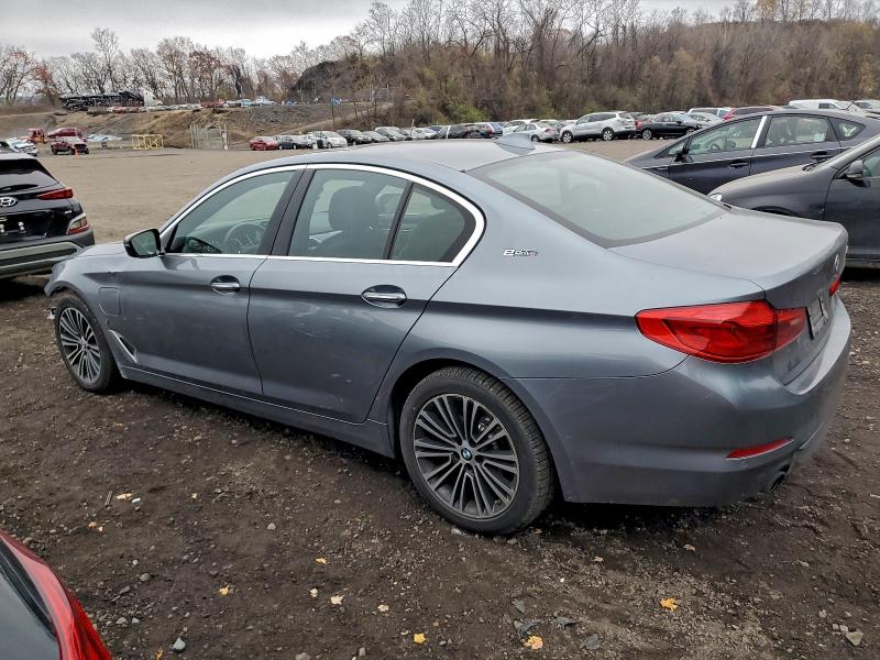 Photo 2 from auction – 2018 BMW 530XE with VIN WBAJB1C51JB084747
