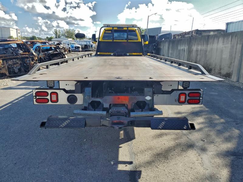 Photo 6 from auction – 2017 FORD F650 SUPER with VIN 1FDNX6AYXHDB10935