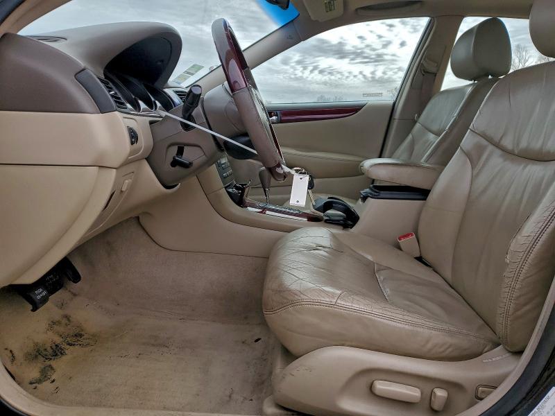 Photo 7 from auction – 2003 LEXUS ES 300 with VIN JTHBF30GX30103290
