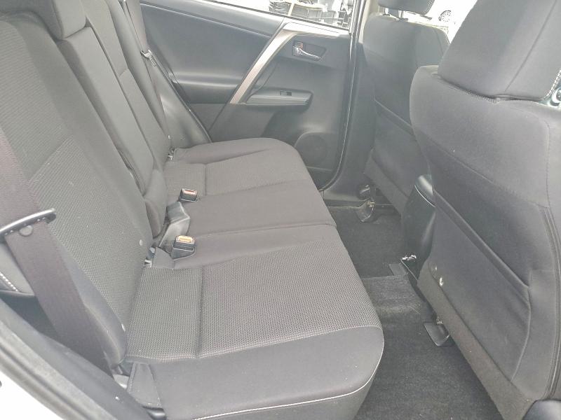 Photo 11 from auction – 2018 TOYOTA RAV4 ADVEN with VIN JTMRFREV5JD234241