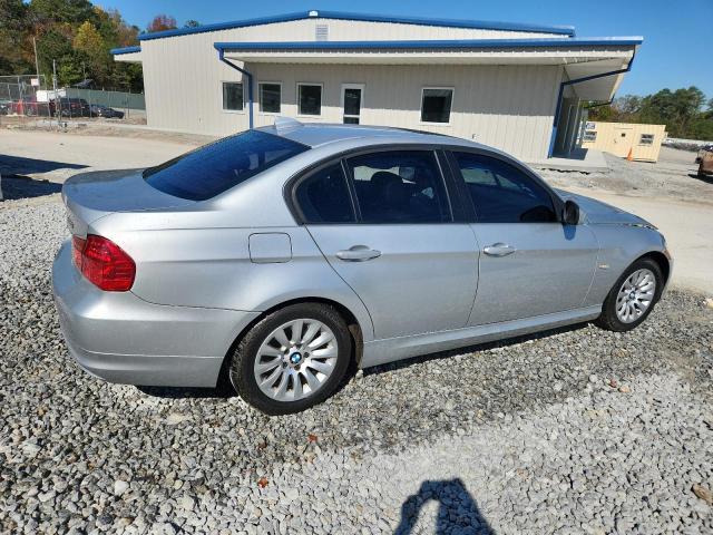 Photo 3 from auction – 2009 BMW 328 I with VIN WBAPH77539NL84175