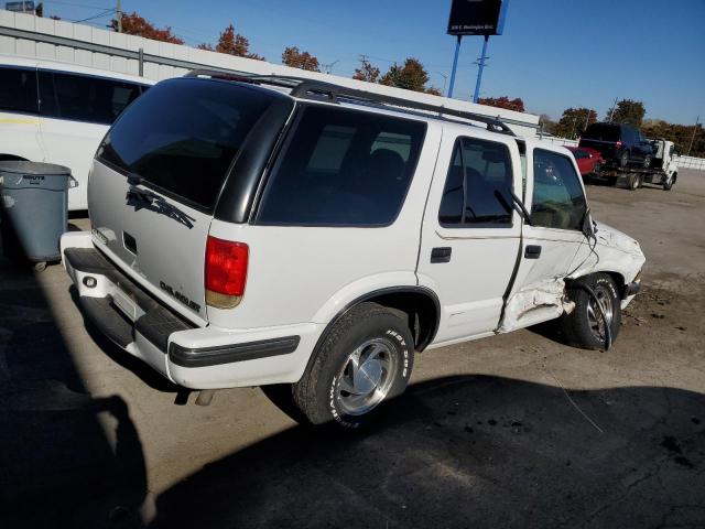Photo 3 from auction – 1998 CHEVROLET BLAZER with VIN 1GNDT13W4W2123643