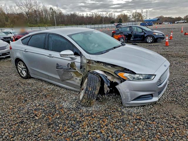 Photo 4 from auction – 2016 FORD FUSION SE with VIN 3FA6P0H74GR345863