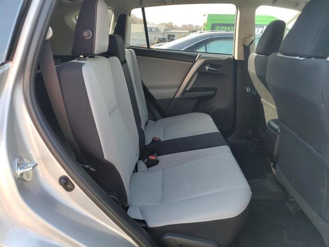 Photo 11 from auction – 2018 TOYOTA RAV4 ADVEN with VIN 2T3RFREV8JW822640