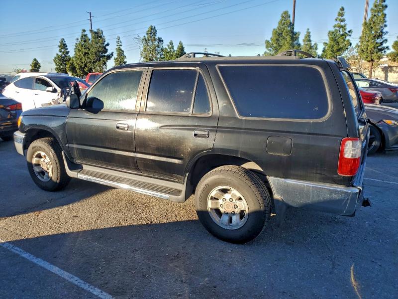 Photo 2 from auction – 1999 TOYOTA 4RUNNER SR with VIN JT3GN86R1X0099088