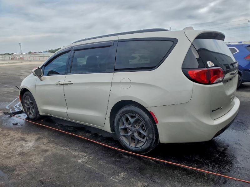 Photo 2 from auction – 2020 CHRYSLER PACIFICA T with VIN 2C4RC1BG9LR233853