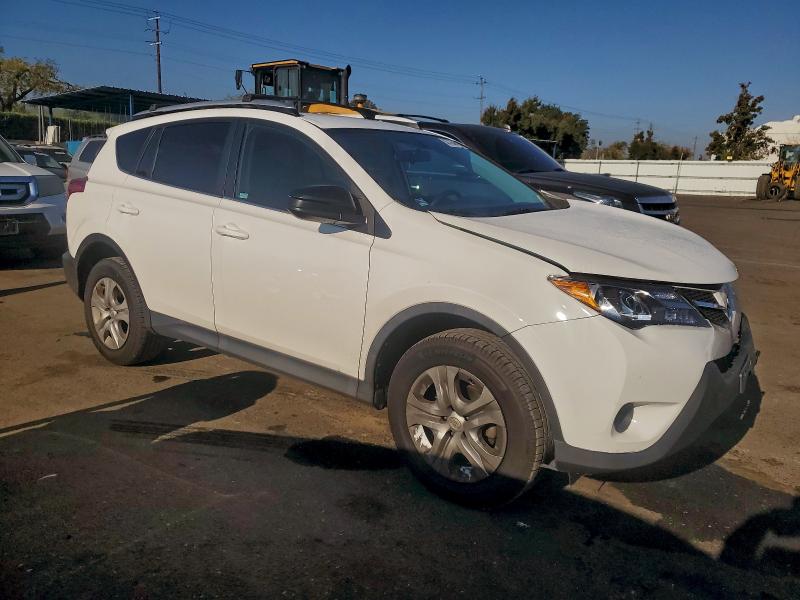 Photo 4 from auction – 2014 TOYOTA RAV4 LE with VIN 2T3BFREV3EW154172
