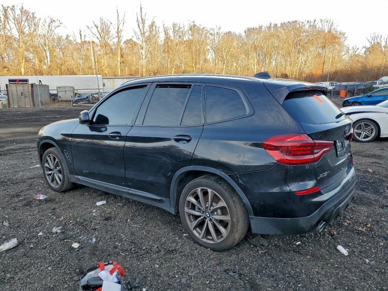 Photo 2 from auction – 2019 BMW X3 with VIN 5UXTR9C59KLE16002