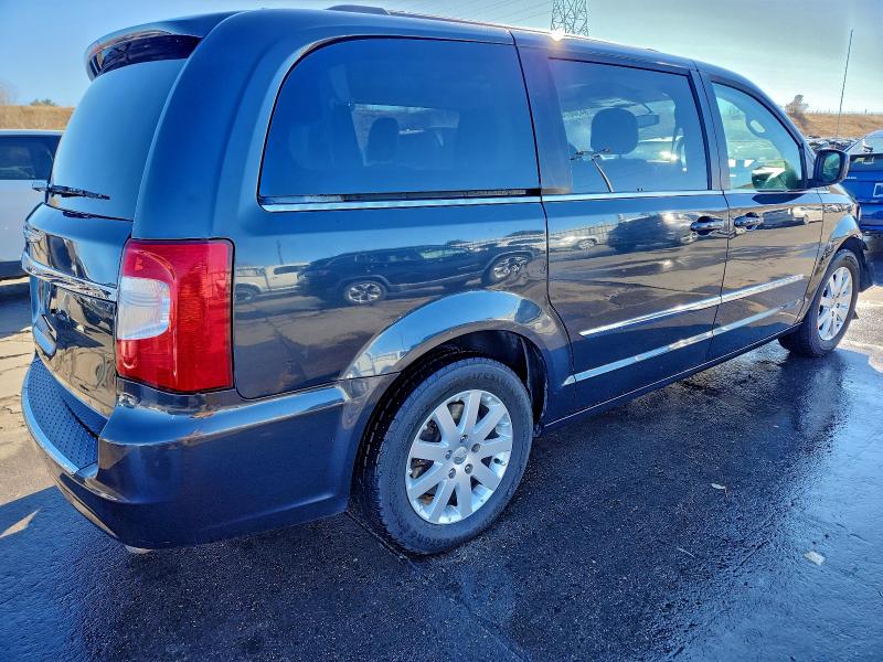Photo 3 from auction – 2014 CHRYSLER TOWN & COU with VIN 2C4RC1BG2ER359197