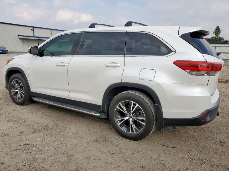 Photo 2 from auction – 2019 TOYOTA HIGHLANDER with VIN 5TDZARFH7KS045331