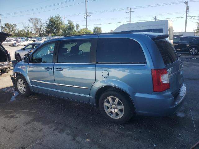 Photo 2 from auction – 2012 CHRYSLER TOWN & COU with VIN 2C4RC1BG1CR187211