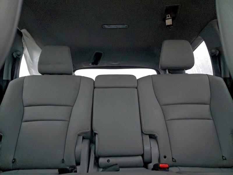 Photo 10 from auction – 2020 HONDA PILOT TOUR with VIN 5FNYF5H98LB021380