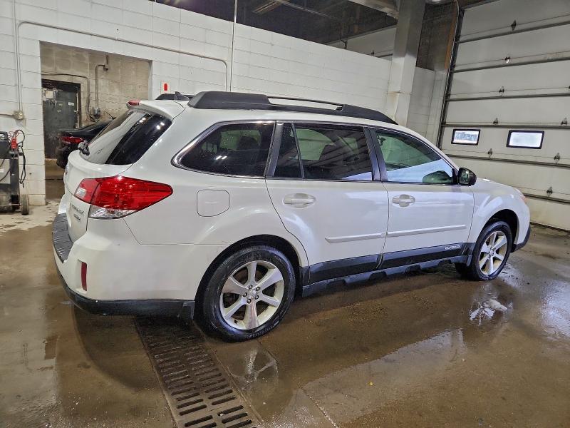 Снимка 3 от търг – 2014 SUBARU OUTBACK 3. с VIN 4S4BRDLC7E2201736