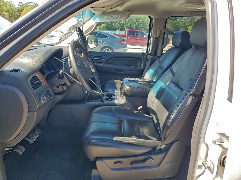 Photo 7 from auction – 2007 GMC YUKON XL C with VIN 1GKFC16097J276829