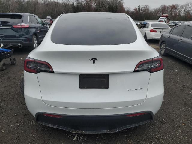 Zdjęcie 6 z aukcji – 2024 TESLA MODEL Y z VIN 7SAYGDEE0RA291088