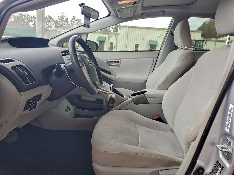 Photo 7 from auction – 2014 TOYOTA PRIUS with VIN JTDKN3DU2E0382113