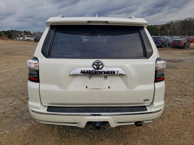 Photo 6 from auction – 2019 TOYOTA 4RUNNER SR with VIN JTEBU5JR2K5709859