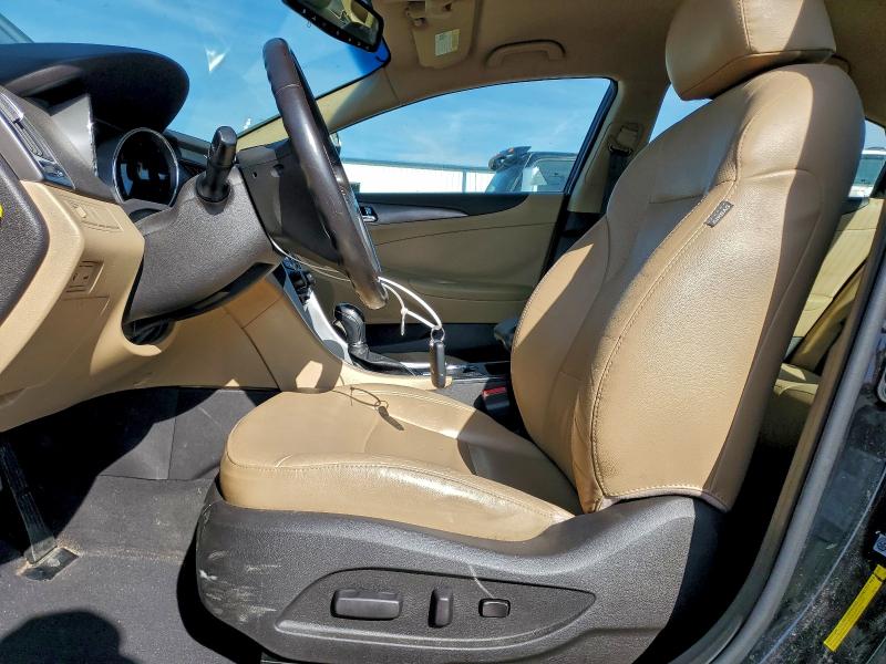 Photo 7 from auction – 2013 HYUNDAI SONATA with VIN KMHEC4A4XDA079890
