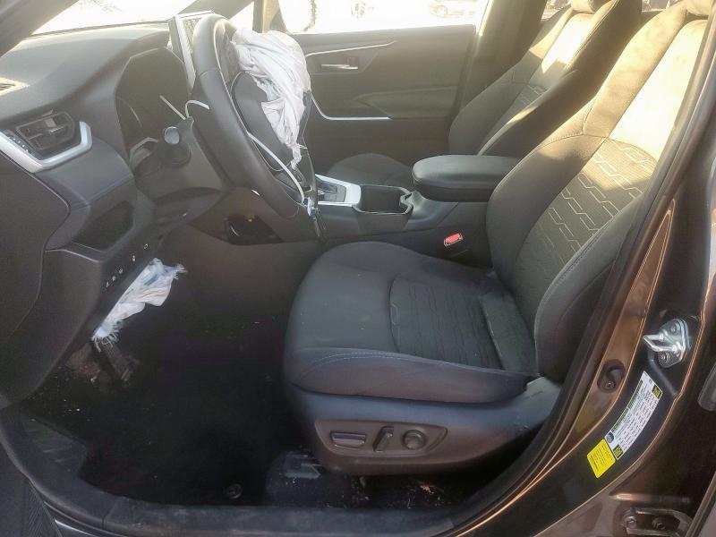 Photo 7 from auction – 2023 TOYOTA RAV4 SE with VIN 4T3T6RFV2PU111173