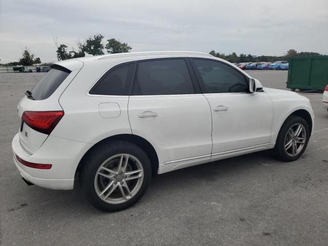Photo 3 from auction – 2017 AUDI Q5 PREMIUM with VIN WA1C2AFP7HA083430