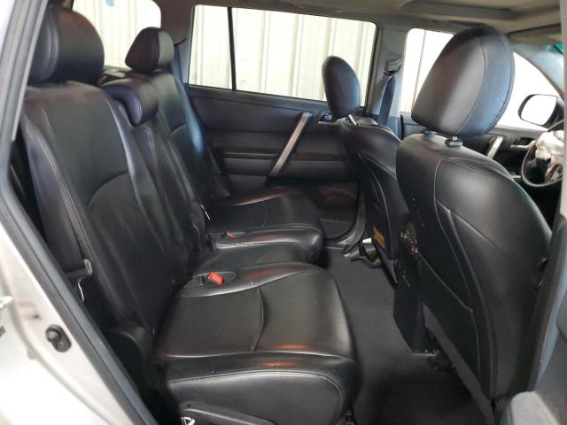 Photo 11 from auction – 2012 TOYOTA HIGHLANDER with VIN 5TDBK3EH0CS165390