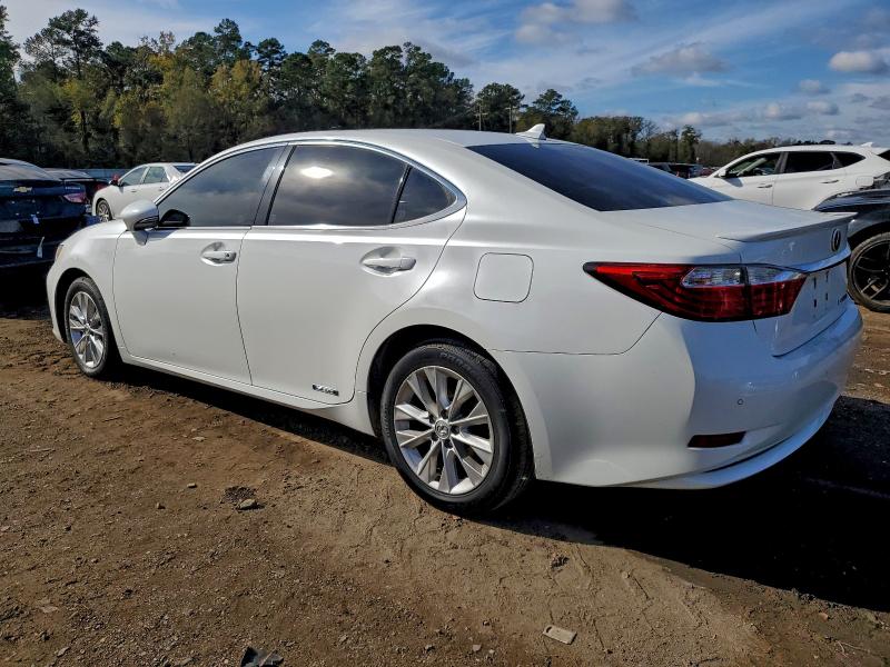 Photo 2 from auction – 2013 LEXUS ES 300H with VIN JTHBW1GG3D2021191