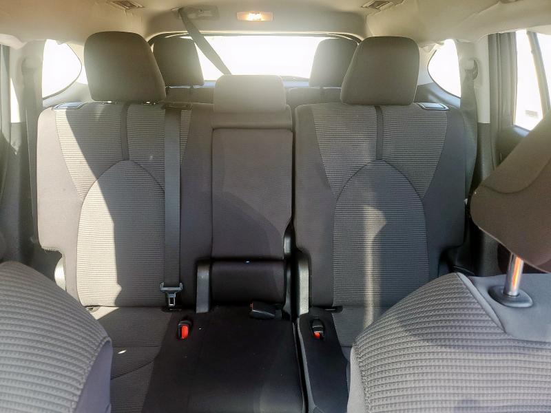 Photo 10 from auction – 2024 TOYOTA HIGHLANDER with VIN 5TDKDRBH9RS538596