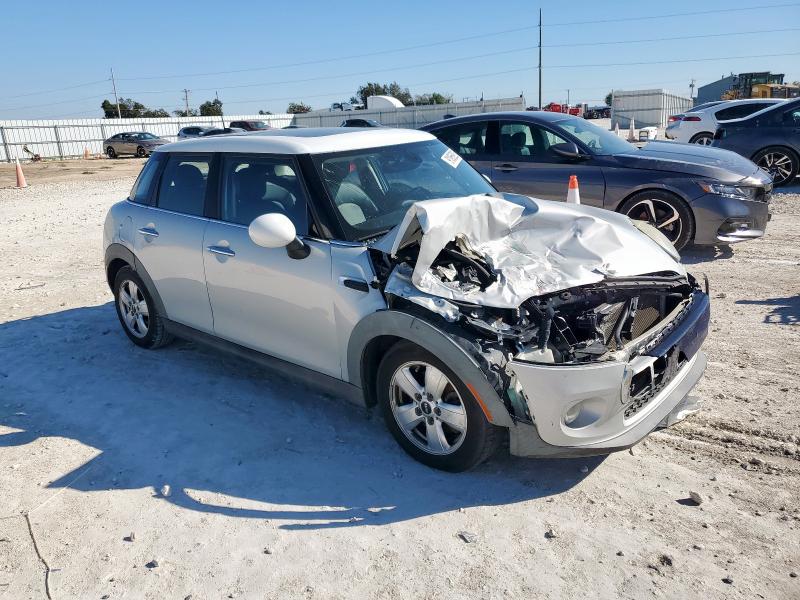 Photo 4 from auction – 2015 MINI COOPER with VIN WMWXS5C5XFT830034