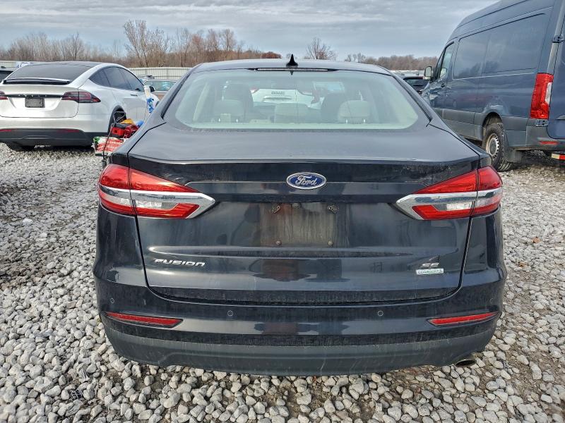 Photo 6 from auction – 2019 FORD FUSION SE with VIN 3FA6P0HDXKR249640