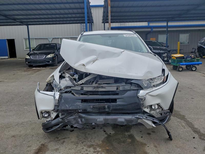 Photo 5 from auction – 2016 MITSUBISHI OUTLANDER with VIN JA4AD3A31GZ016243