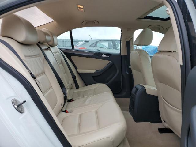 Photo 10 from auction – 2014 VOLKSWAGEN JETTA with VIN 3VWLL7AJ9EM402833