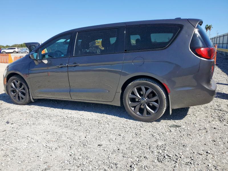 Photo 2 from auction – 2018 CHRYSLER PACIFICA T with VIN 2C4RC1FG0JR353662