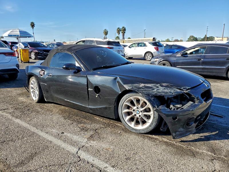 Photo 4 from auction – 2005 BMW Z4 2.5 with VIN 4USBT335X5LR70530