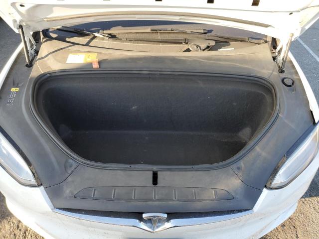 Photo 11 from auction – 2018 TESLA MODEL X with VIN 5YJXCBE23JF123984