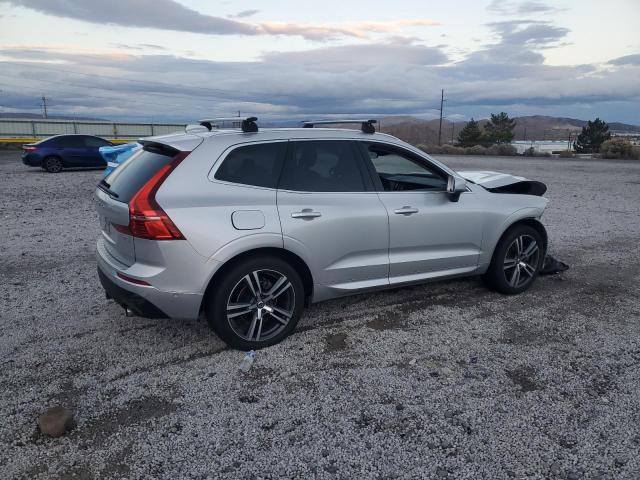 Photo 3 from auction – 2018 VOLVO XC60 T5 with VIN LYV102RK3JB097218