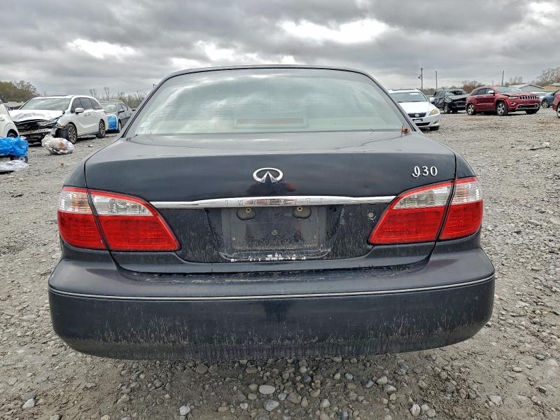 Photo 6 from auction – 2001 INFINITI I30 with VIN JNKCA31A41T032287