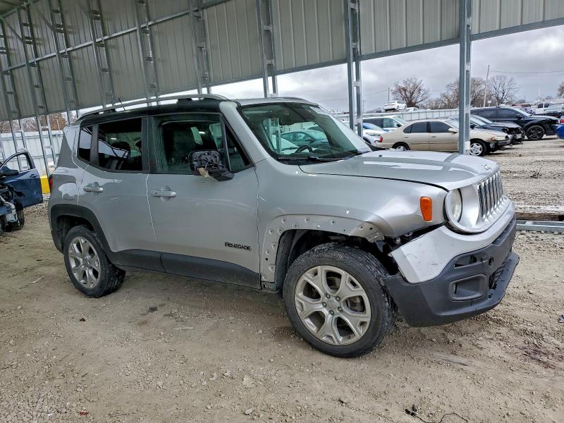 Photo 4 from auction – 2016 JEEP RENEGADE L with VIN ZACCJBDT6GPE36723