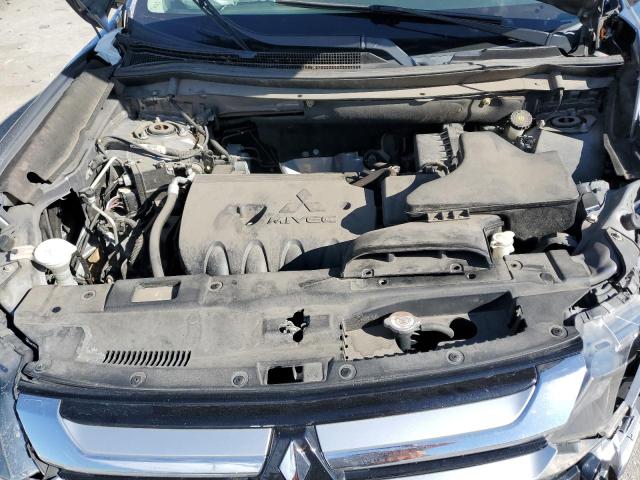 Photo 12 from auction – 2018 MITSUBISHI OUTLANDER with VIN JA4AZ3A3XJZ058340