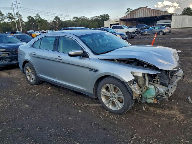Photo 4 from auction – 2016 FORD TAURUS SEL with VIN 1FAHP2E83GG156937