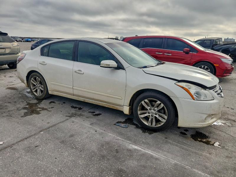 Photo 4 from auction – 2012 NISSAN ALTIMA SR with VIN 1N4BL2AP2CN484547