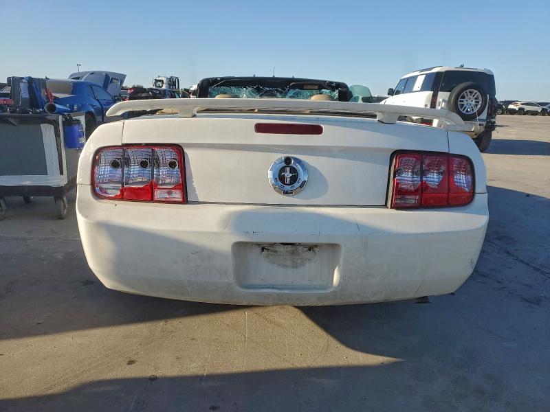 Photo 6 from auction – 2005 FORD MUSTANG with VIN 1ZVFT84N355215790