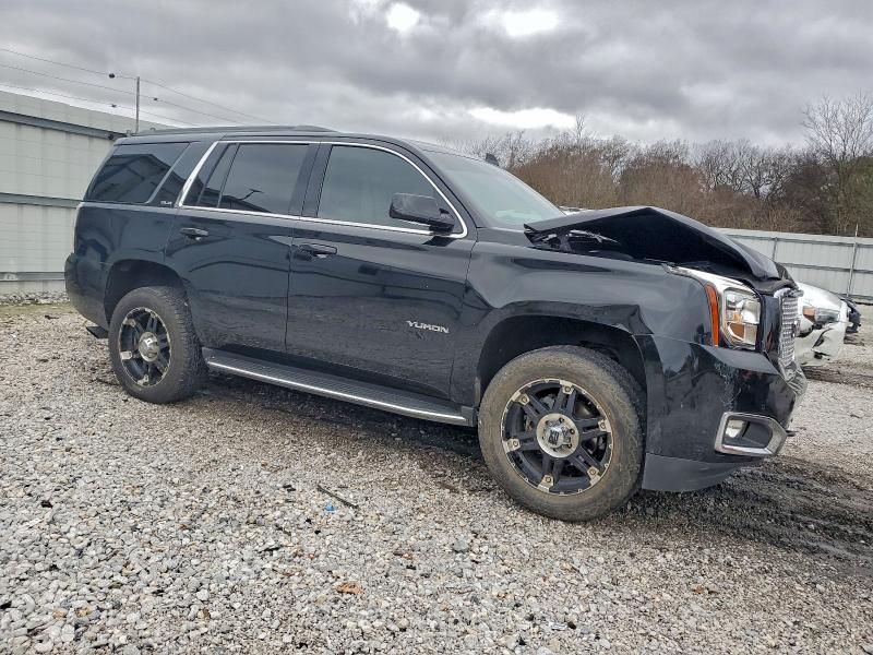 Photo 4 from auction – 2017 GMC YUKON SLE with VIN 1GKS2AKC0HR322892